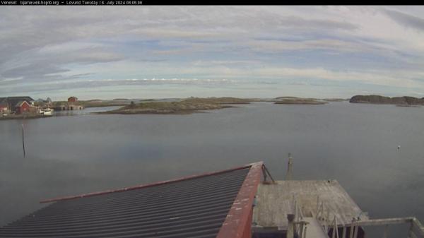 Image from Lovund