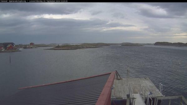 Image from Lovund