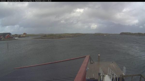 Image from Lovund